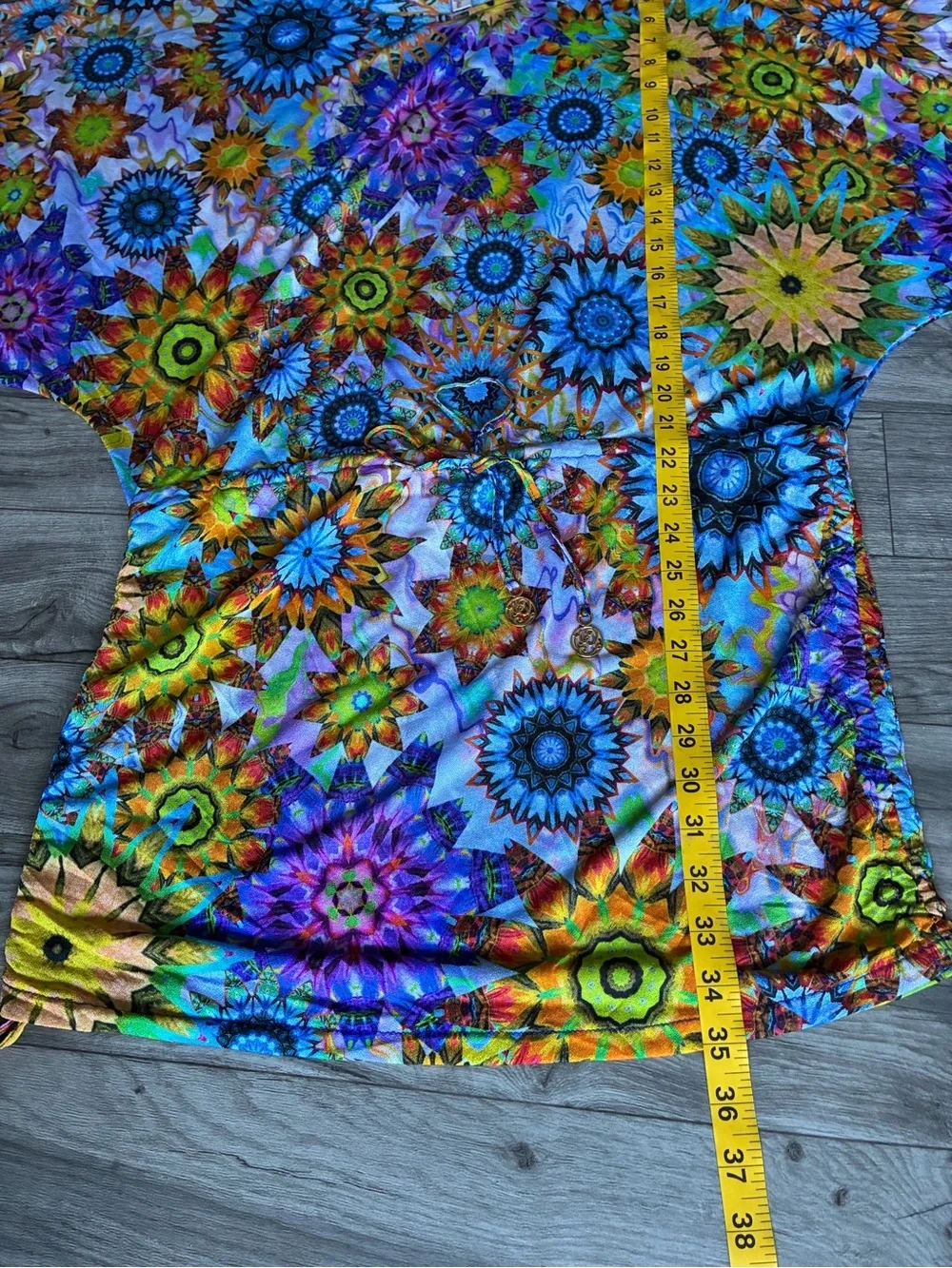 Luli Fama Kaleidoscope Print Batwing Swim Cover Up Resort Medium.